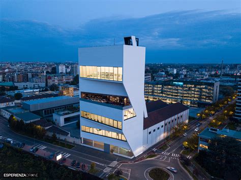 nuova torre prada milano